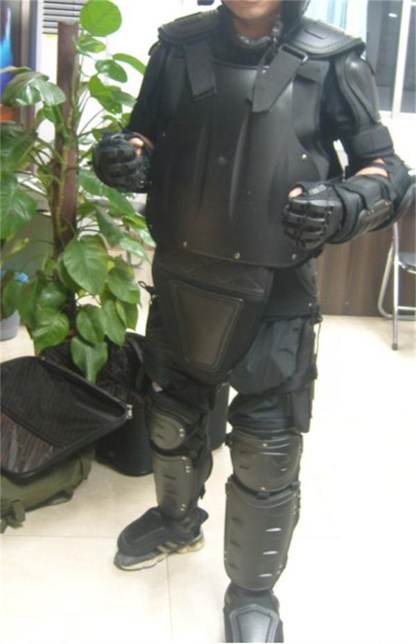 Costume protecteur tactique de vitesse d'émeute pour l'armée, tenue de protection de plein corps